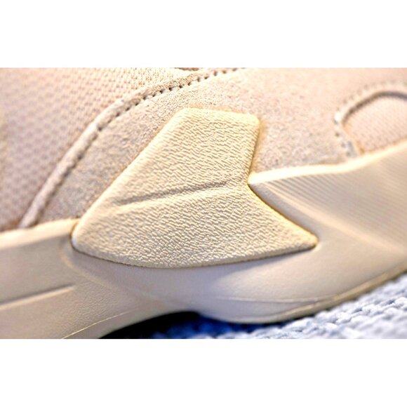 New! Size: 8.5 Women | Nike Jordan Max Aura 6 Legend Light Brown | FQ7943-200 - Picture 3 of 16